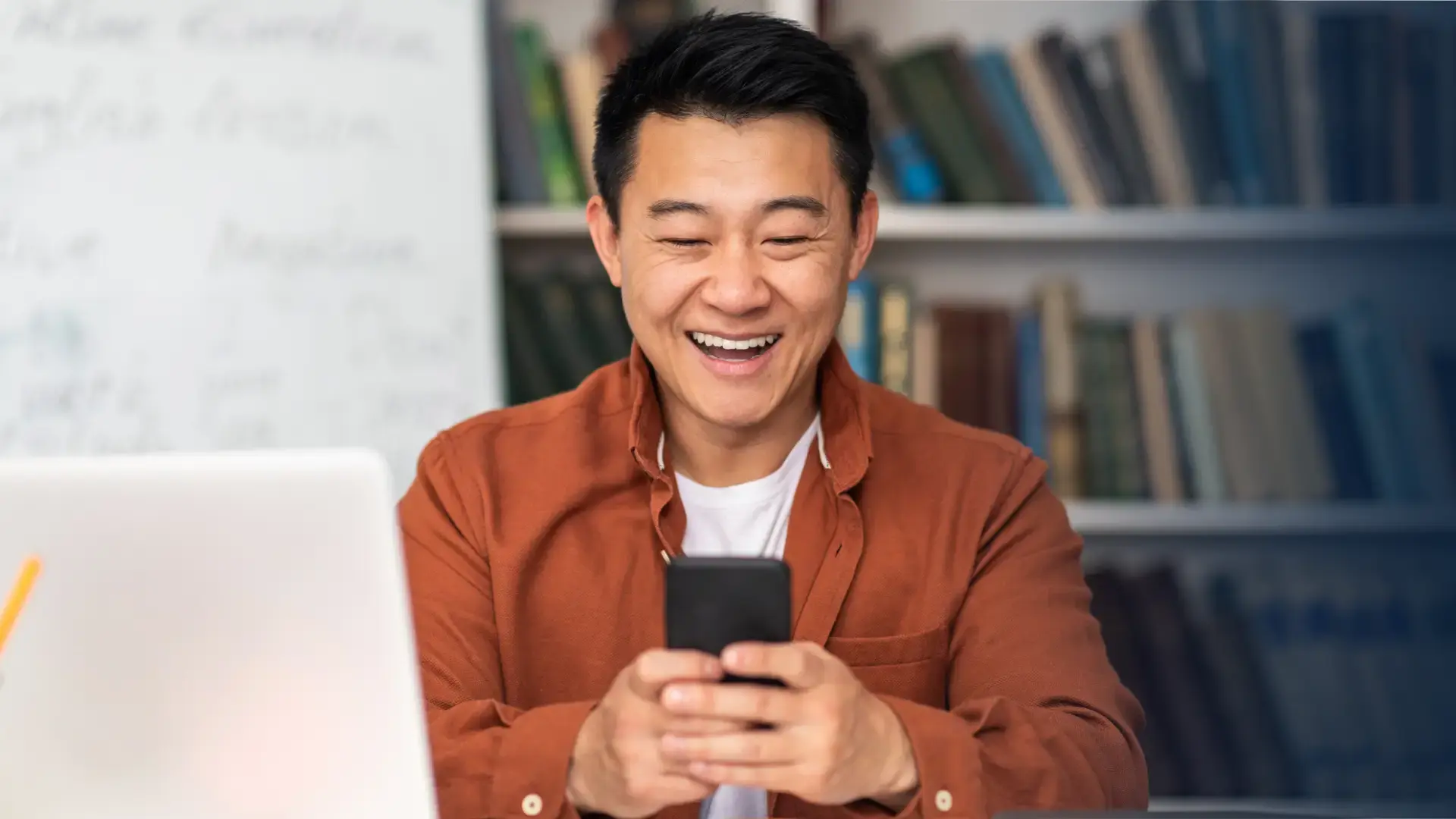 How To Use Incentives To Support Employee AI Adoption 